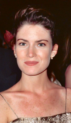 Lara Flynn Boyle profile Photo