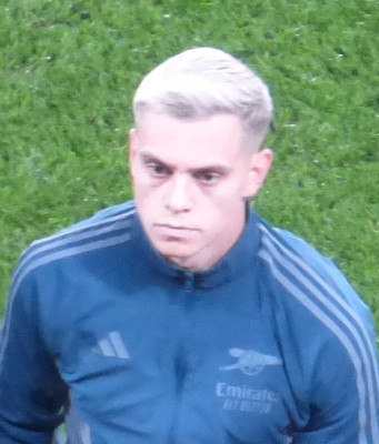 Leandro Trossard profile Photo