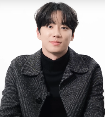 Lee Jun-young profile Photo