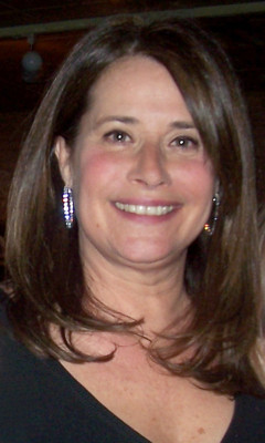 Lorraine Bracco profile Photo