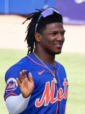 Luisangel Acuña profile Photo