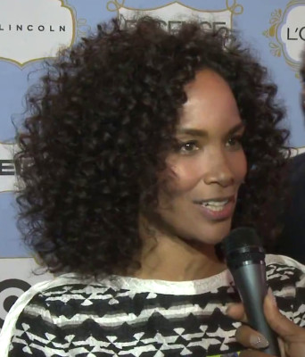 Mara Brock Akil profile Photo
