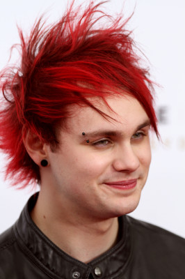 Michael Clifford (musician) profile Photo