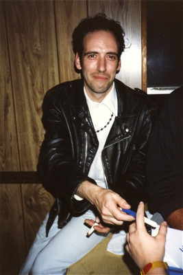Mick Jones (The Clash guitarist) profile Photo