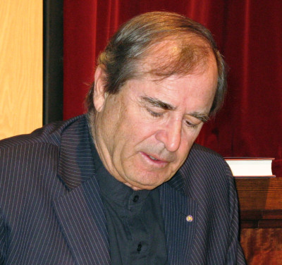Paul Theroux profile Photo
