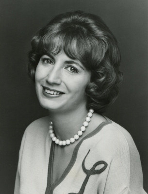 Penny Marshall profile Photo