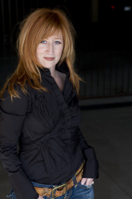 Vicki Lewis profile Photo