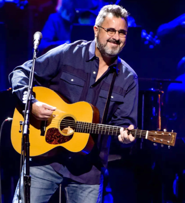 Vince Gill profile Photo