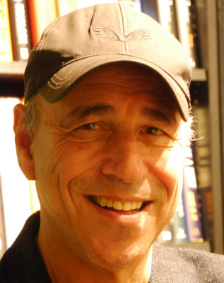 Anthony Horowitz profile Photo