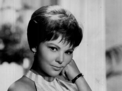 Barbara Harris (actress) profile Photo
