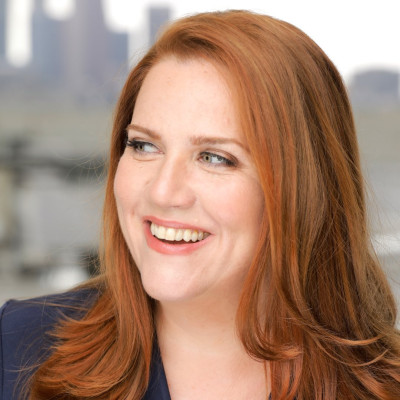 Donna Lynne Champlin profile Photo