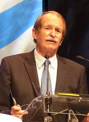 Duarte Pio, Duke of Braganza profile Photo