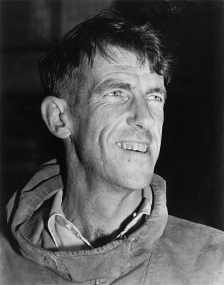 Edmund Hillary profile Photo