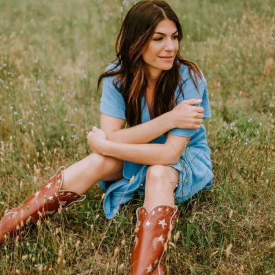 Genevieve Padalecki profile Photo