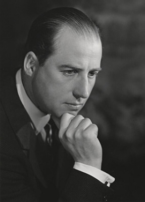 Henry Herbert, 7th Earl of Carnarvon profile Photo