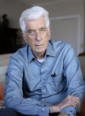 Jacques Vallée profile Photo