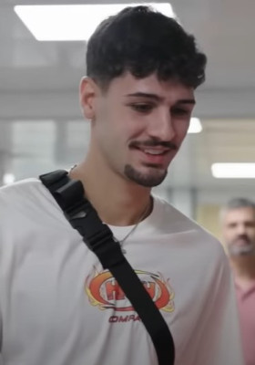Johnny Cardoso profile Photo