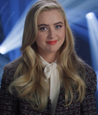 Kathryn Newton profile Photo