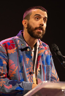 Kaveh Akbar profile Photo