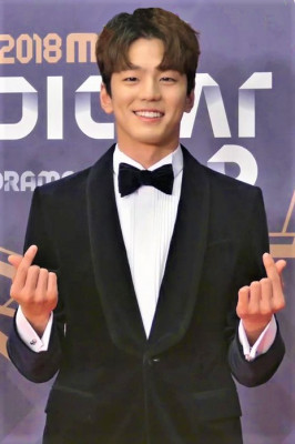 Kim Min-kyu (actor) profile Photo