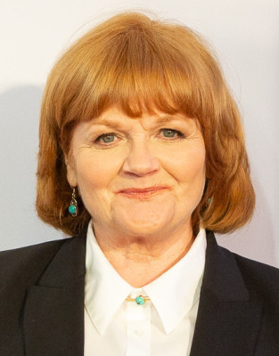 Lesley Nicol (actress) profile Photo