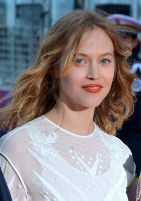 Lou de Laâge profile Photo