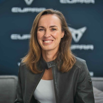 Martina Hingis profile Photo