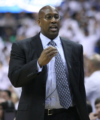 Mike Brown (basketball, born 1970) profile Photo