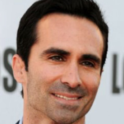 Néstor Carbonell profile Photo