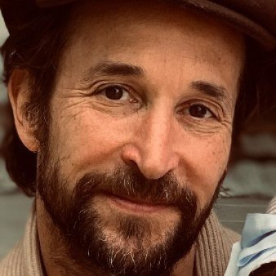Noah Wyle profile Photo
