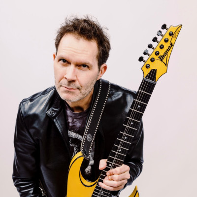 Paul Gilbert profile Photo