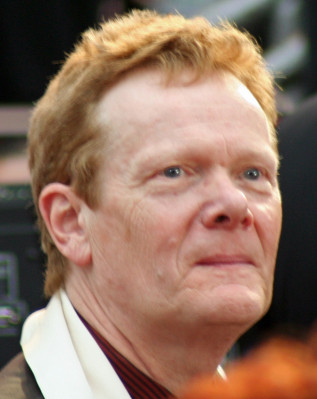 Philippe Petit profile Photo