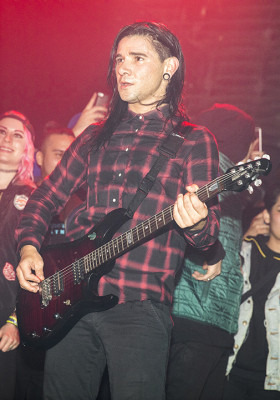 Skrillex profile Photo