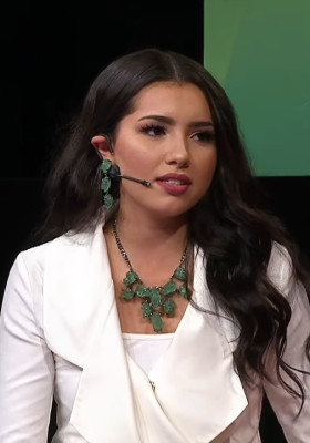 Amelia Henderson profile Photo