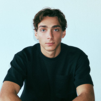 Armand Duplantis profile Photo