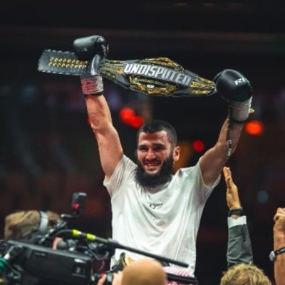 Artur Beterbiev profile Photo