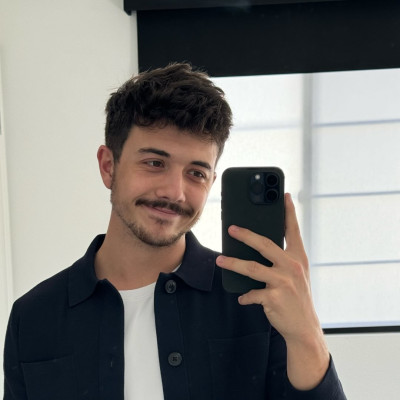 Bradley Steven Perry profile Photo