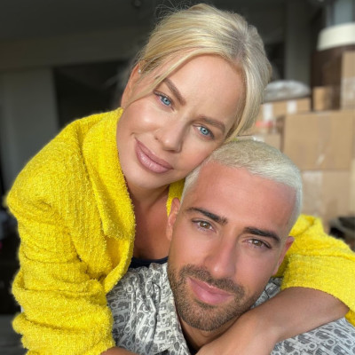 Caroline Stanbury profile Photo