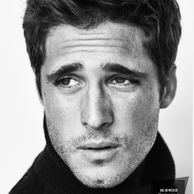 Diego Boneta profile Photo