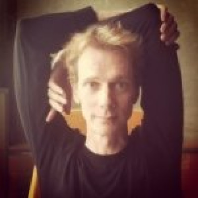 Doug Jones (actor) profile Photo