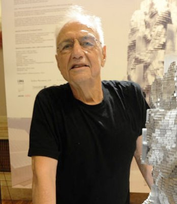 Frank Gehry profile Photo
