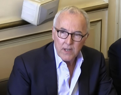 Frank McCourt (executive) profile Photo