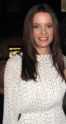 Gina Holden profile Photo