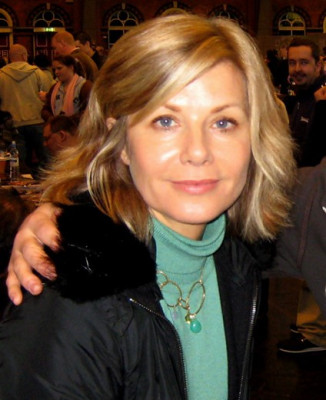 Glynis Barber profile Photo