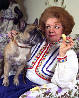 Hermione Baddeley profile Photo