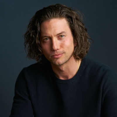 Jackson Rathbone profile Photo