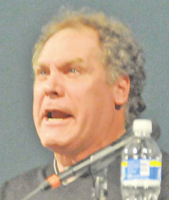 Jay O. Sanders profile Photo