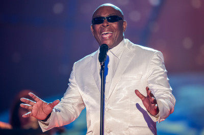 John Davis (singer) profile Photo