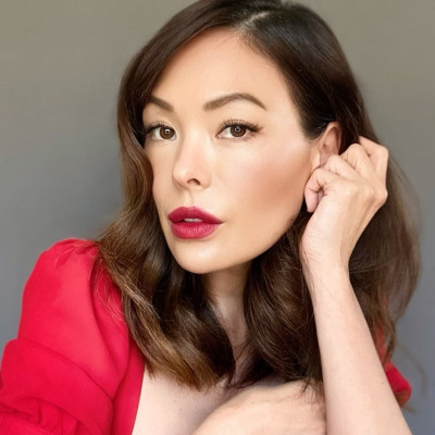 Lindsay Price profile Photo