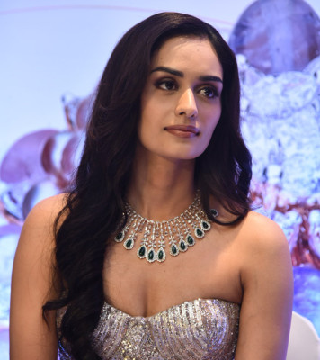Manushi Chhillar profile Photo